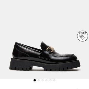 Steve Madden Lando Black Loafers with Gold Accent